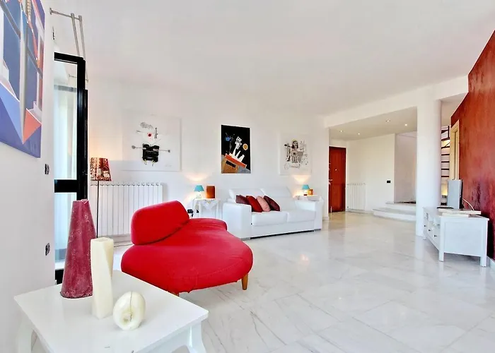 Monteverde Nuovo Penthouse Apartment *